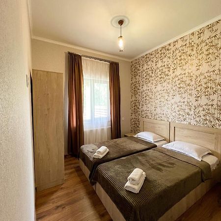 Royal Galaxy Apartment คัซเบกี ภายนอก รูปภาพ